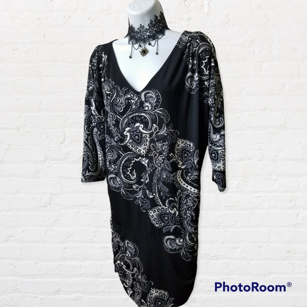 WHBM Black White Ruched Paisley Summer Mini Dress Size S